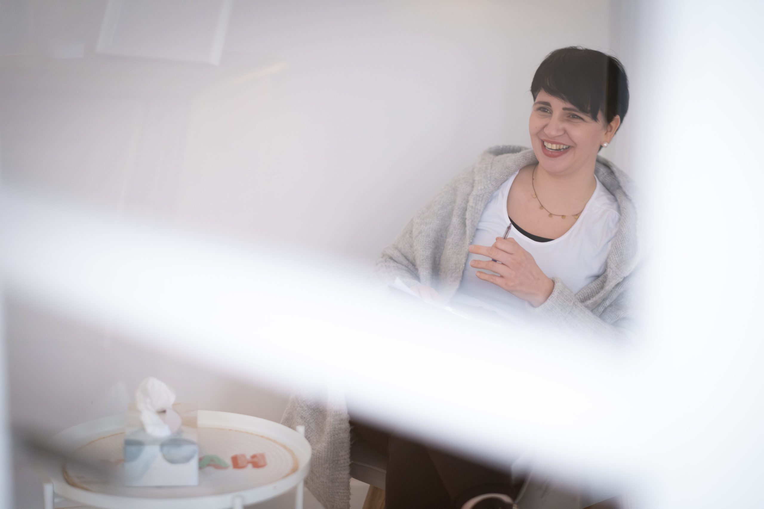 Sarina Dierkes – Coach – in ihrer Oldenburger Praxis